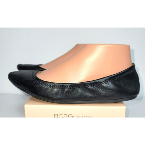 BCBGeneration Black Ballet Nassau Flat - Size 6.5 - With Box - Picture 4 of 10
